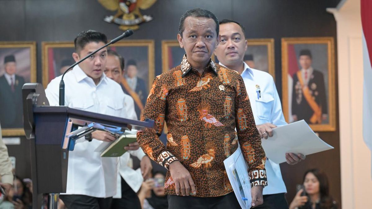 Menteri ESDM Bahlil Lahadalia Ungkap 4 Izin Tambang di Raja Ampat dari Pemda Menteri ESDM Bahlil Lahadalia Ungkap 4 Izin Tambang di Raja Ampat dari Pemda