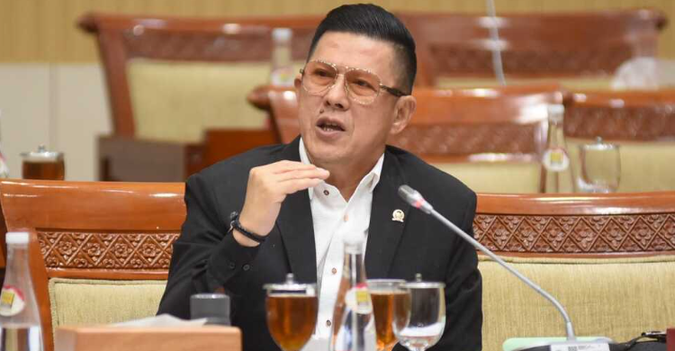 Soedeson Tandra: Privasi Harus Dilindungi dengan Menghapus Penyadapan Soedeson Tandra: Privasi Harus Dilindungi dengan Menghapus Penyadapan
