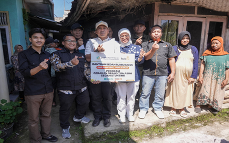 Wihaji & Lazismu Bedah Rumah Keluarga Berisiko Stunting di Bandung