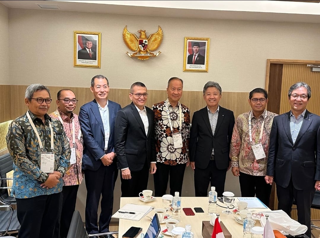 Menperin Agus Gumiwang Dorong Industri Serap Lulusan Vokasi untuk Perkuat SDM Menperin Agus Gumiwang Dorong Industri Serap Lulusan Vokasi untuk Perkuat SDM