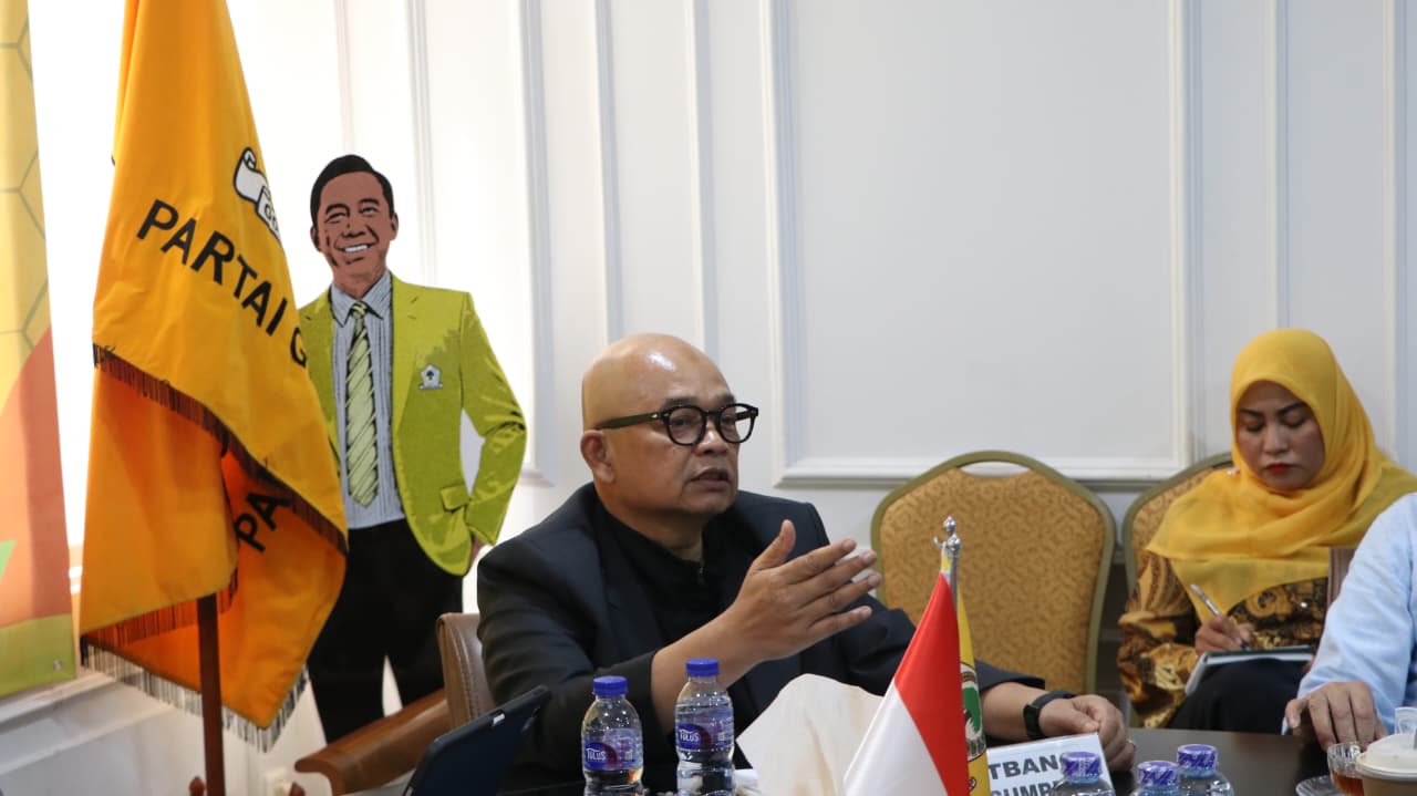 Happy Bone: Partai Golkar Harus Terus Jadi Mesin Gagasan Indonesia Emas 2045 Happy Bone: Partai Golkar Harus Terus Jadi Mesin Gagasan Indonesia Emas 2045