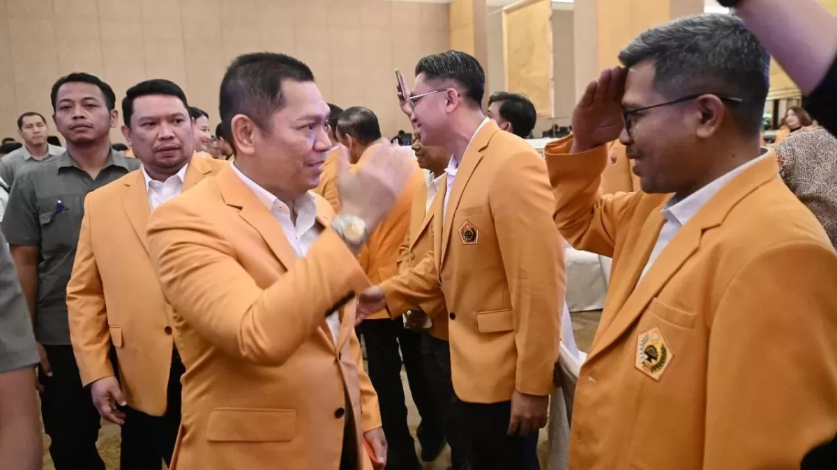 Adies Kadir Resmi Daftar Calon Ketua Umum Ormas MKGR Periode 2025–2030 Adies Kadir Resmi Daftar Calon Ketua Umum Ormas MKGR Periode 2025–2030