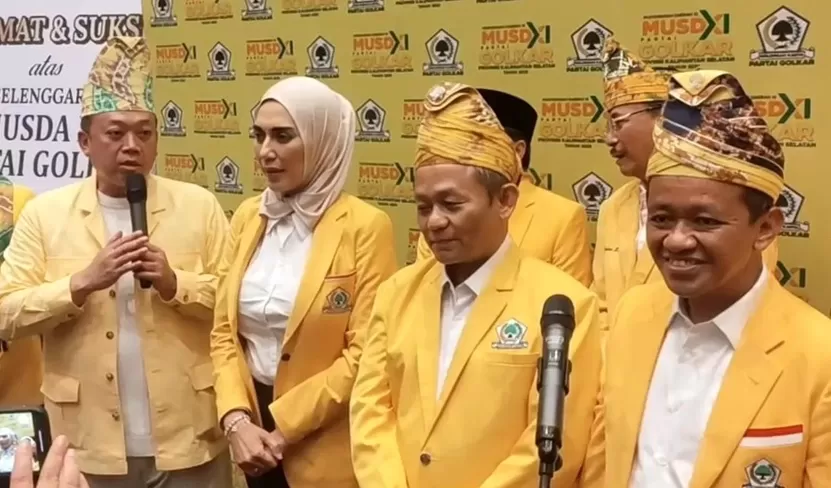 Nusron Wahid Bantah Isu Munaslub Golkar: Tidak Ada Pembicaraan di Istana Nusron Wahid Bantah Isu Munaslub Golkar: Tidak Ada Pembicaraan di Istana