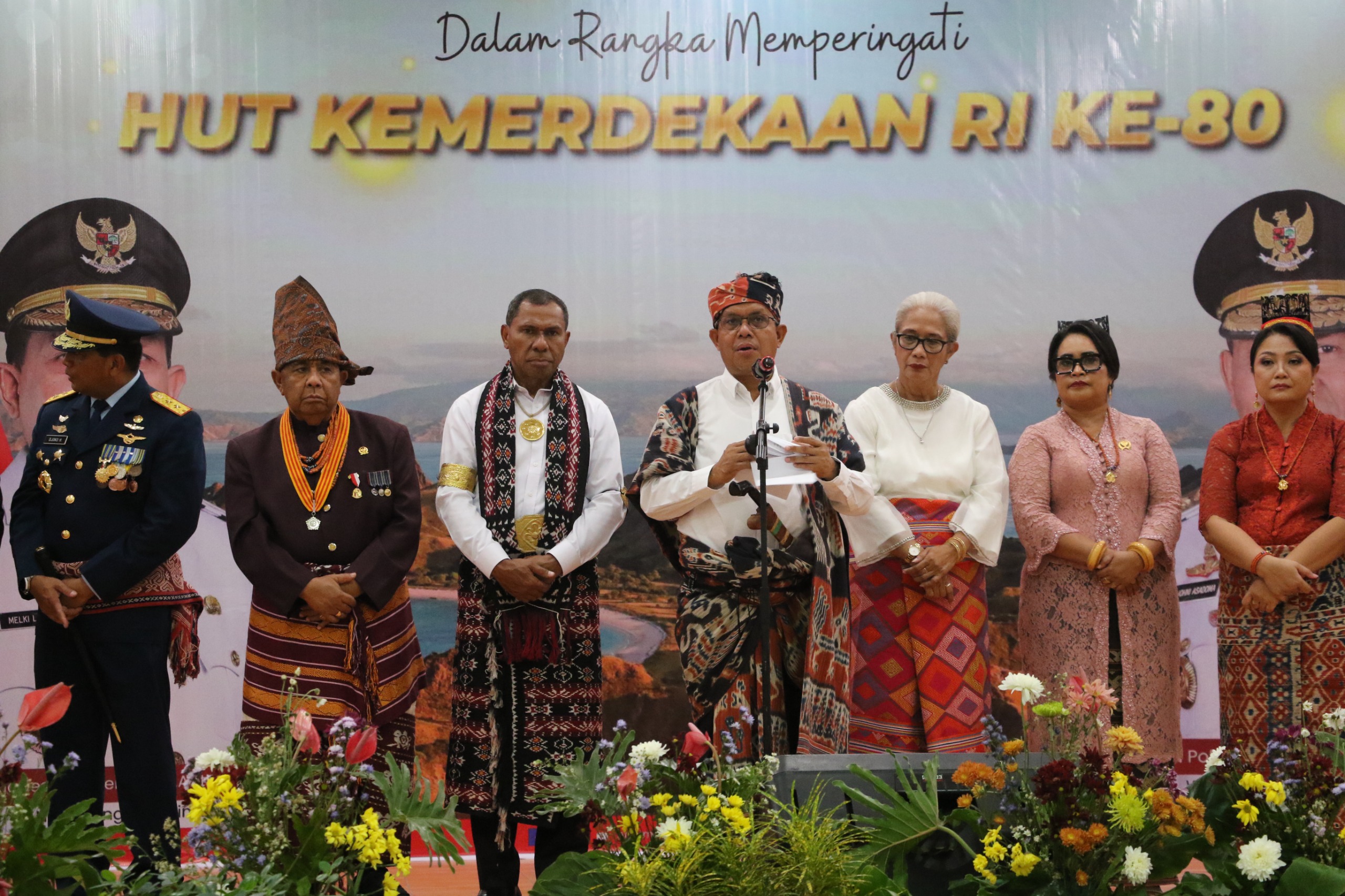 Melki Laka Lena Puji Warga Perbatasan yang Menolak Rp 1 Miliar dari Timor Leste Melki Laka Lena Puji Warga Perbatasan yang Menolak Rp 1 Miliar dari Timor Leste