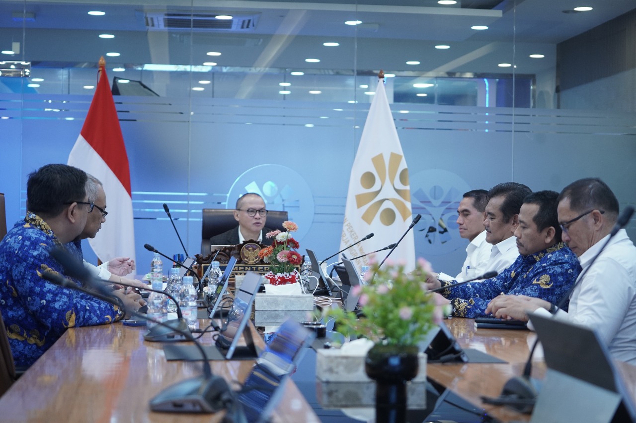 Mukhtarudin Tekankan Pentingnya Vokasi dan Bahasa Asing bagi Calon Pekerja Migran Mukhtarudin Tekankan Pentingnya Vokasi dan Bahasa Asing bagi Calon Pekerja Migran