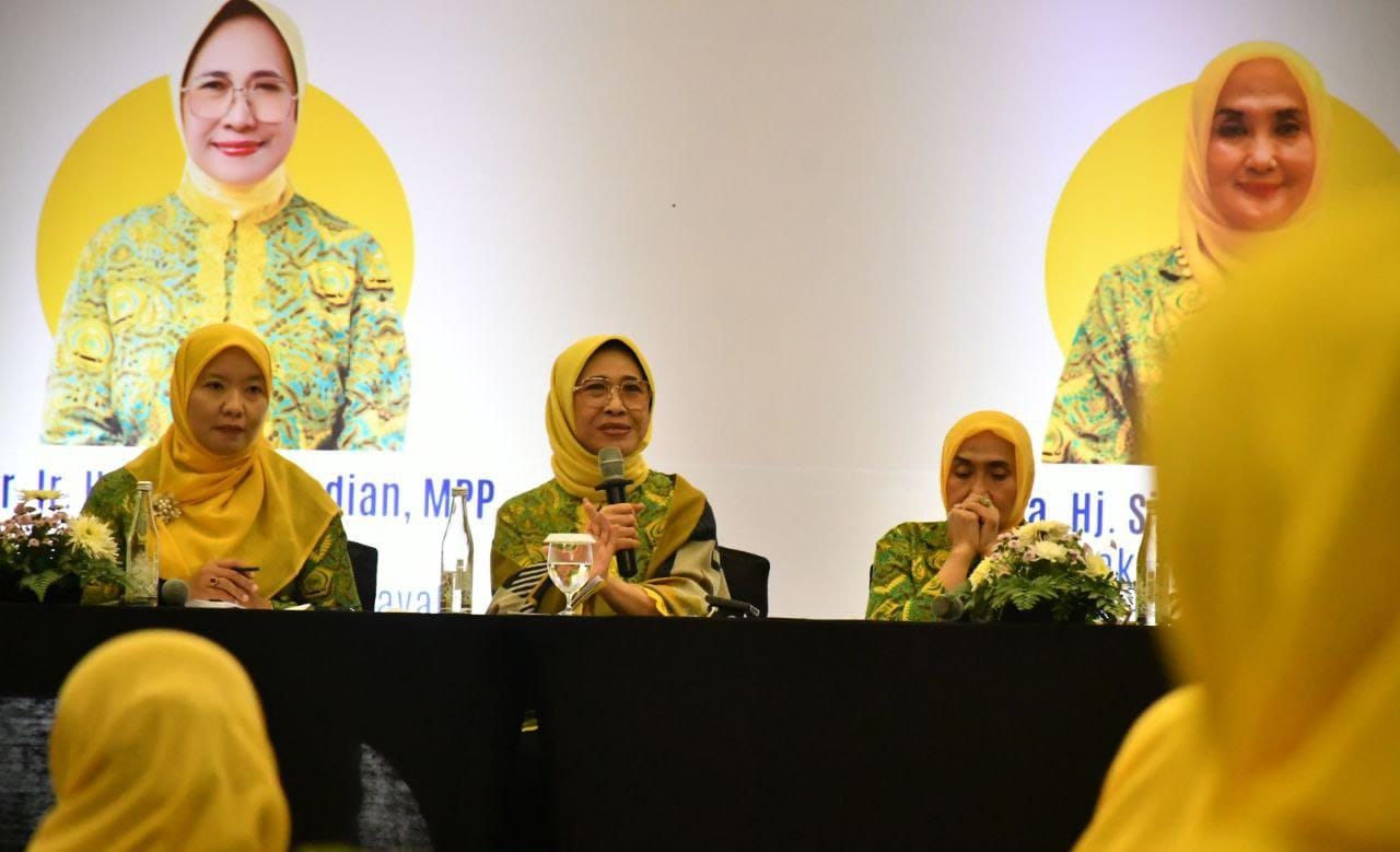 Muktamar IX Pengajian Al-Hidayah, Cetak Generasi Tangguh Secara Spiritual dan Cerdas Secara Intelektual Muktamar IX Pengajian Al-Hidayah, Cetak Generasi Tangguh Secara Spiritual dan Cerdas Secara Intelektual