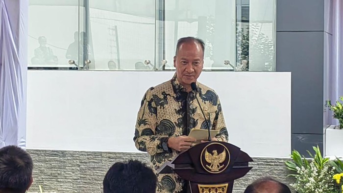 Menperin Agus Gumiwang Dorong Modernisasi Industri Lewat Reformasi TKDN Menperin Agus Gumiwang Dorong Modernisasi Industri Lewat Reformasi TKDN