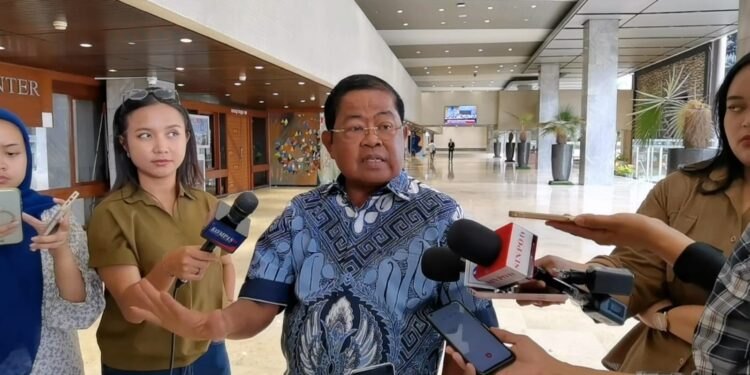 Idrus Marham Puji Kinerja Bahlil Lahadalia: Pemimpin yang Berpihak pada Rakyat Idrus Marham Puji Kinerja Bahlil Lahadalia: Pemimpin yang Berpihak pada Rakyat