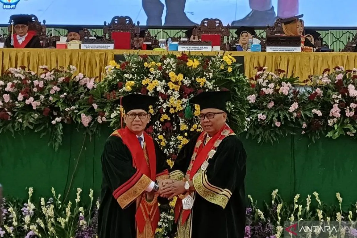 Dikukuhkan Jadi Profesor Kehormatan, Adies Kadir Dorong Pembaruan Sistem Peradilan Nasional