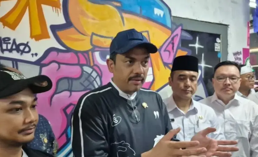 Menteri UMKM Maman Abdurrahman Tegaskan Impor Pakaian Bekas Ilegal Ancam Industri Lokal