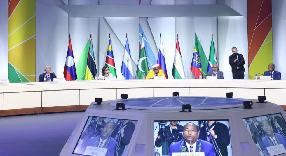 Ketua Bidang Hubungan Luar Negeri DPP Partai Golkar Ali Mochtar Ngabalin Hadiri Sidang Komite Anti-Neokolonialisme di Rusia Ketua Bidang Hubungan Luar Negeri DPP Partai Golkar Ali Mochtar Ngabalin Hadiri Sidang Komite Anti-Neokolonialisme di Rusia