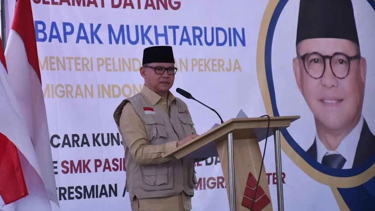 Menteri P2MI Mukhtarudin Buka Akses KUR hingga Rp100 Juta untuk Calon Pekerja Migran Menteri P2MI Mukhtarudin Buka Akses KUR hingga Rp100 Juta untuk Calon Pekerja Migran