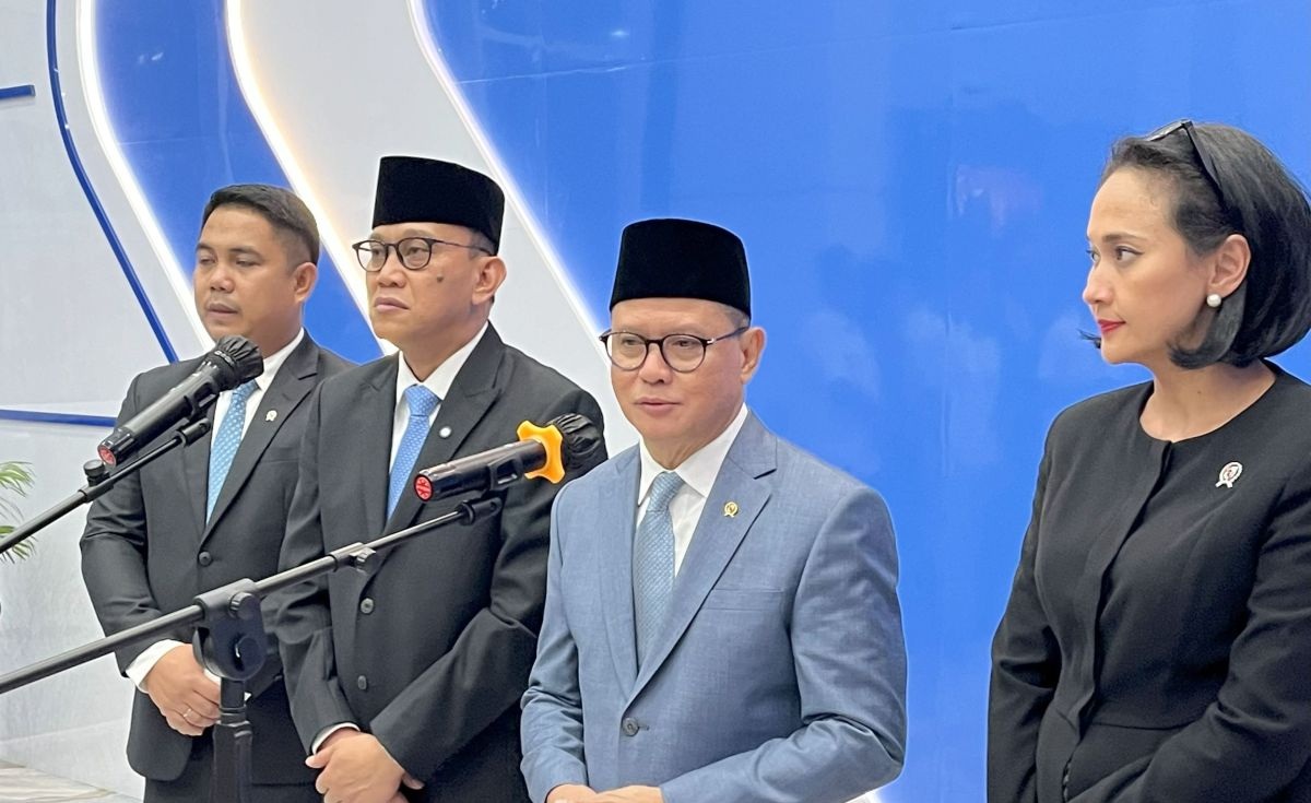 Menteri P2MI Mukhtarudin Laporkan 232 Ribu Penempatan dan 18 Ribu Kepulangan Pekerja Migran Selama 2025 Menteri P2MI Mukhtarudin Laporkan 232 Ribu Penempatan dan 18 Ribu Kepulangan Pekerja Migran Selama 2025