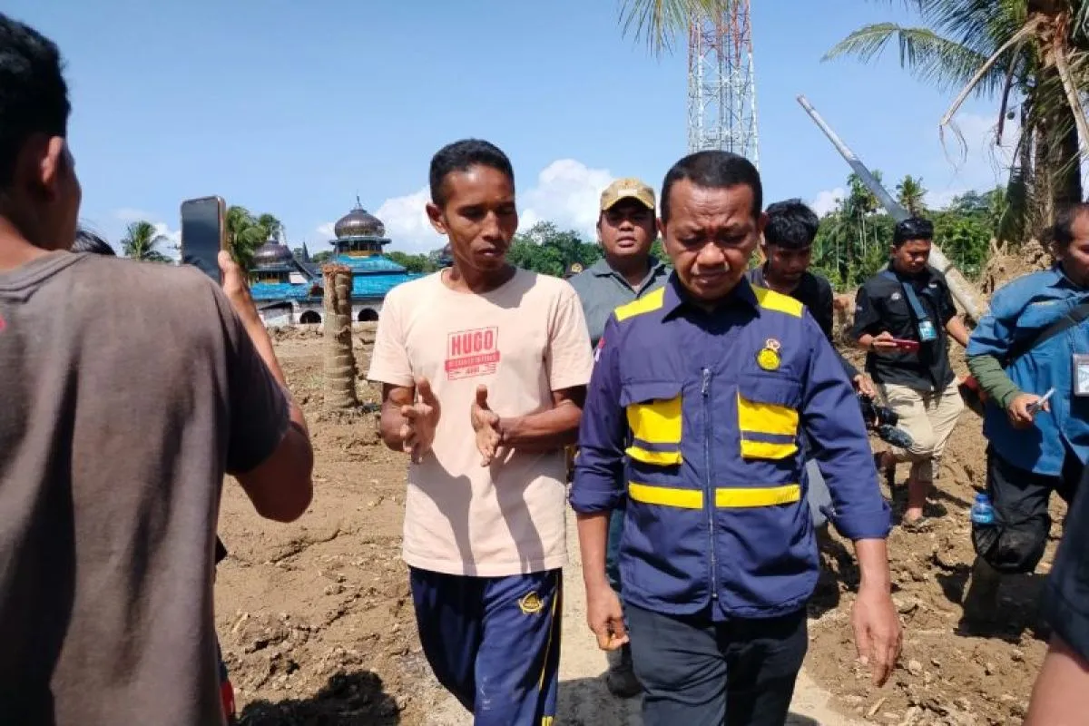 Menteri ESDM Bahlil Lahadalia di Agam: “Tidak Pandang Bulu! Perusahaan Tambang Langgar Aturan, Izin Langsung Dicabut”