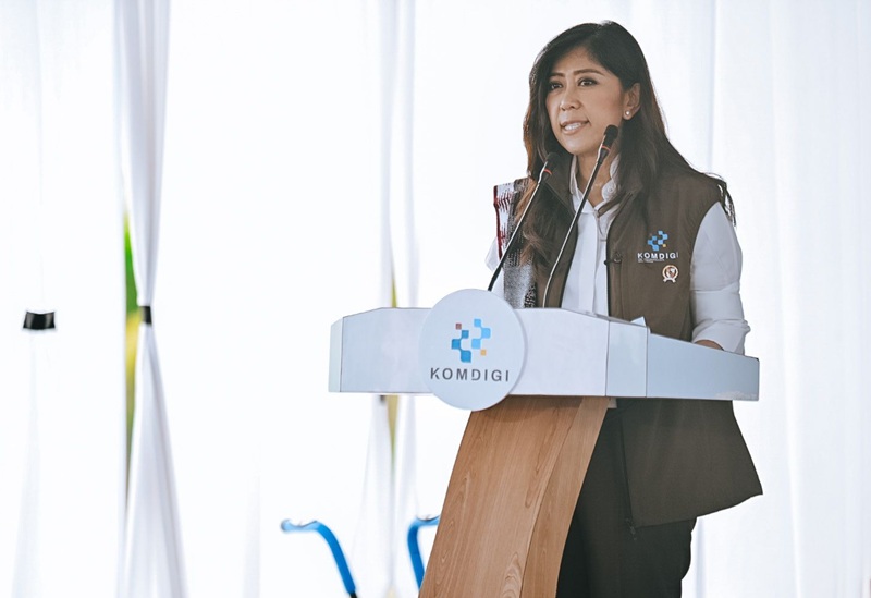 95% Menara Seluler Sumbar Pulih, Menkomdigi Meutya Hafid: Aceh Butuh Perbaikan Listrik untuk Normalisasi 60% BTS