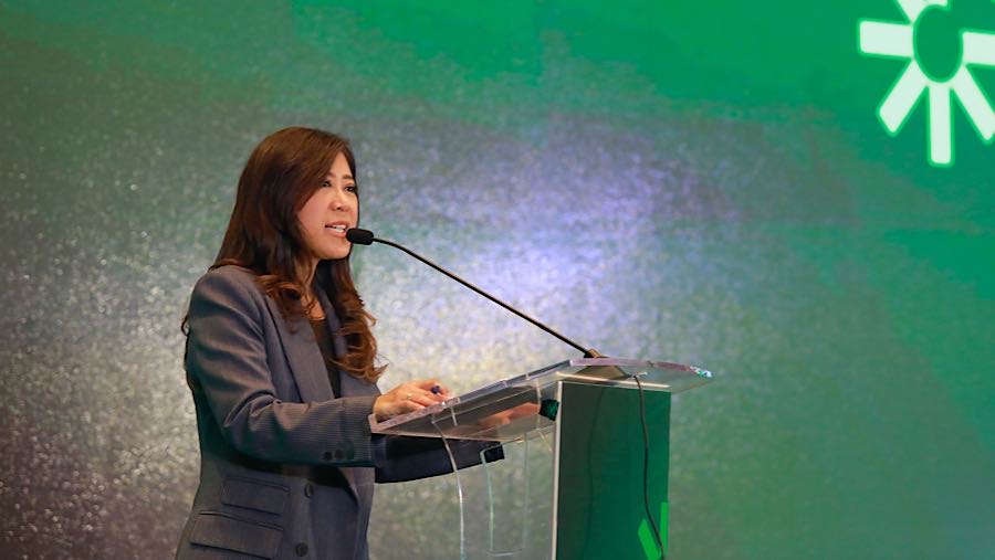 Menkomdigi Meutya Hafid Tegaskan Prinsip “Tunggu Anak Siap” dalam Pelindungan Anak di Ruang Digital lewat PP Tunas Menkomdigi Meutya Hafid Tegaskan Prinsip “Tunggu Anak Siap” dalam Pelindungan Anak di Ruang Digital lewat PP Tunas