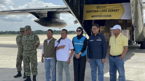 Menteri ESDM Bahlil Lahadalia Kirim 1.000 Genset ke Aceh, Fokus Desa Terisolasi Pasca Bencana