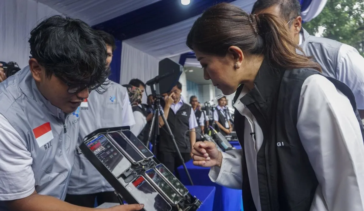 Menkomdigi Meutya Hafid Tinjau BTS Rusak, Internet Aceh Ditarget Pulih 100 Persen Sebelum 2026
