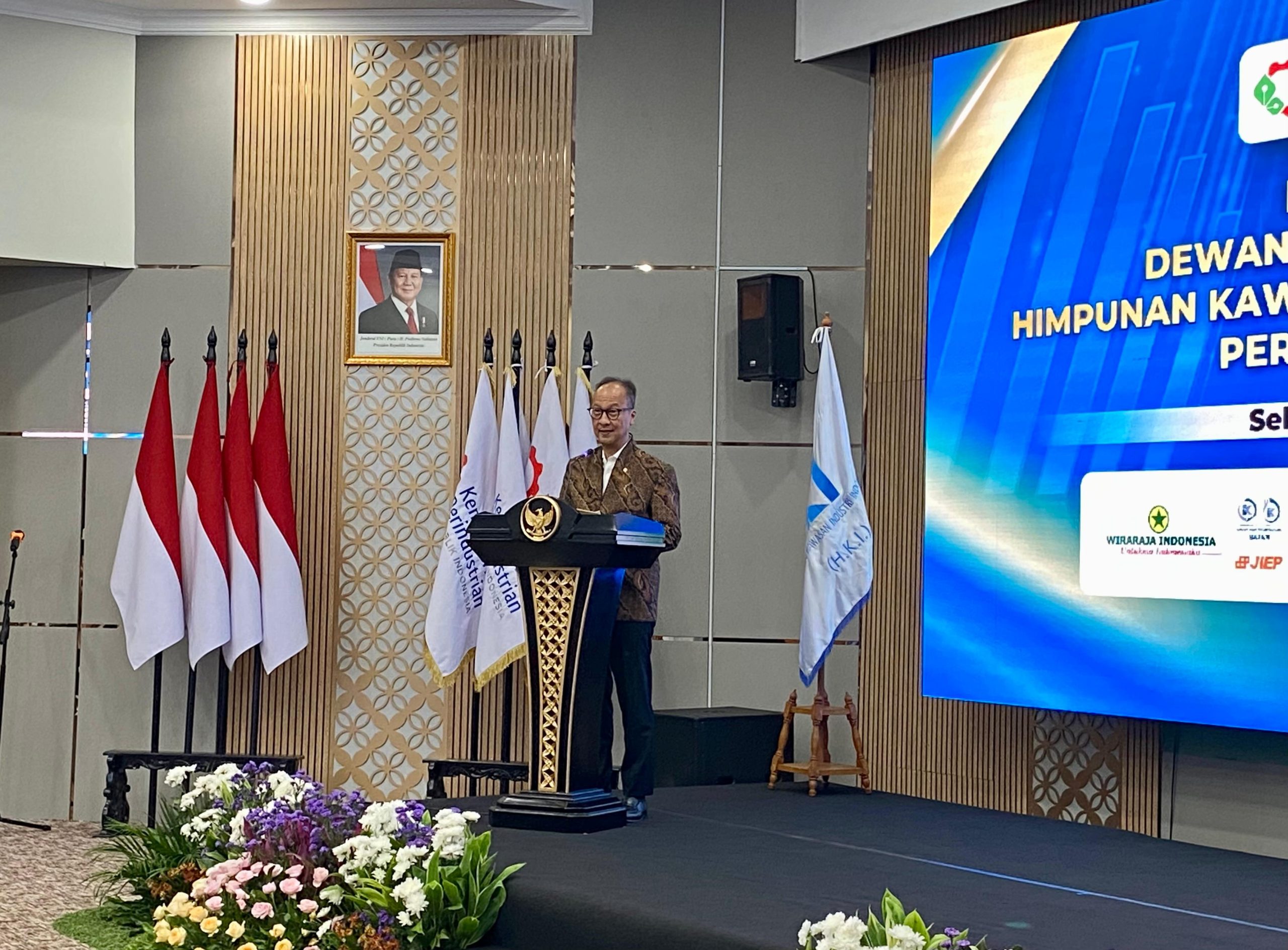 Menteri ESDM Agus Gumiwang Sebut BUMN Tekstil Jadi Afirmasi Negara bagi Industri yang Tertekan