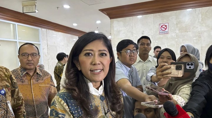 Menkomdigi Meutya Hafid Rilis Daftar 8 Aplikasi yang Nonaktifkan Akun Anak di Bawah 16 Tahun Mulai Besok Menkomdigi Meutya Hafid Rilis Daftar 8 Aplikasi yang Nonaktifkan Akun Anak di Bawah 16 Tahun Mulai Besok