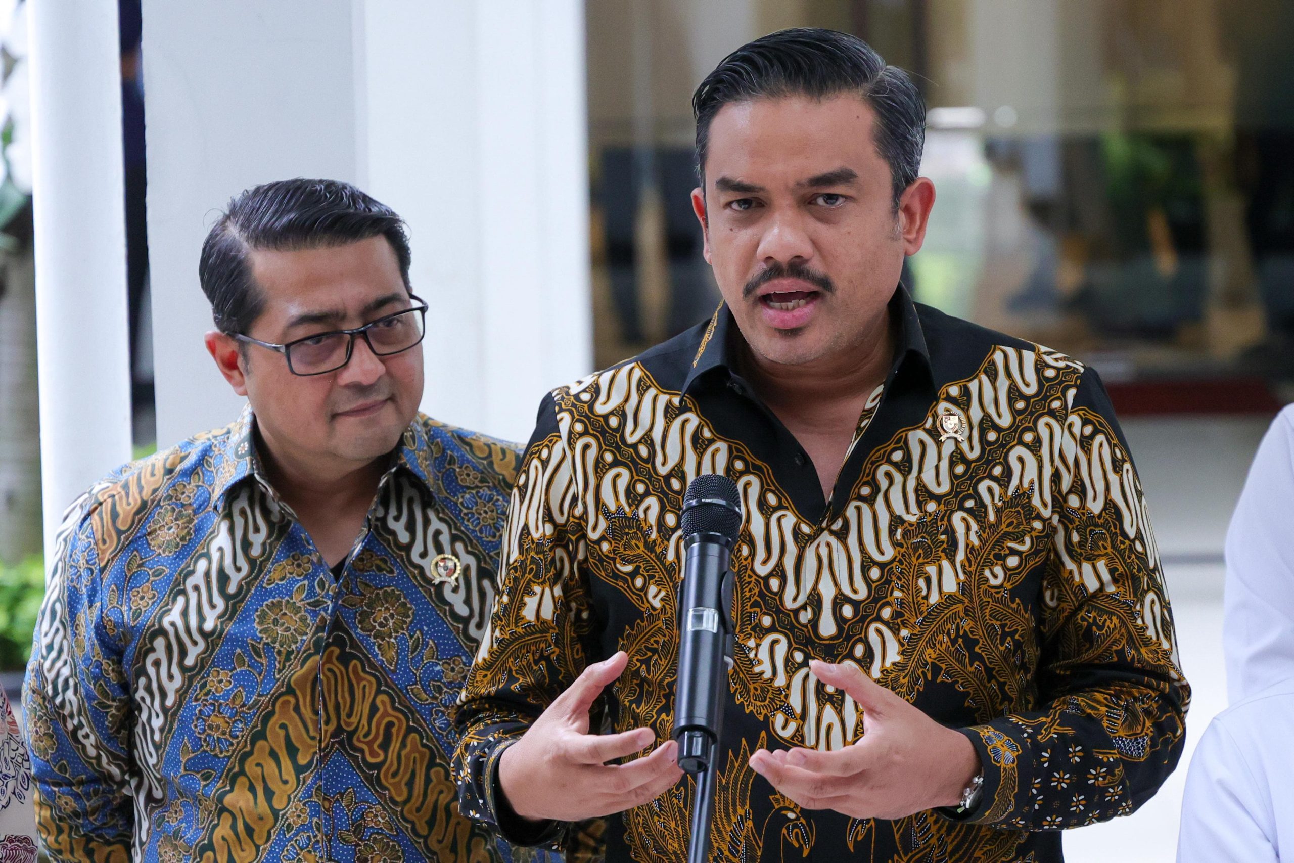 Bongkar Curhatan Seller, Menteri UMKM Maman Abdurrahman ‘Semprot’ Marketplace yang Sering Naikkan Biaya Layanan Mendadak Bongkar Curhatan Seller, Menteri UMKM Maman Abdurrahman ‘Semprot’ Marketplace yang Sering Naikkan Biaya Layanan Mendadak