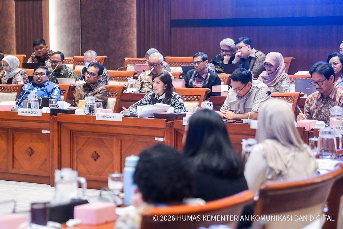 Meutya Hafid: Serapan Anggaran Komdigi 2025 Fokus Perluas Akses Digital 3T