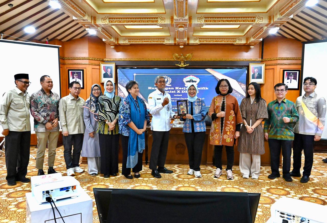 Kunker ke Semarang, Ketua Komisi X Hetifah Sjaifudian Desak Integrasi Program Lintas Kementerian untuk Pemuda