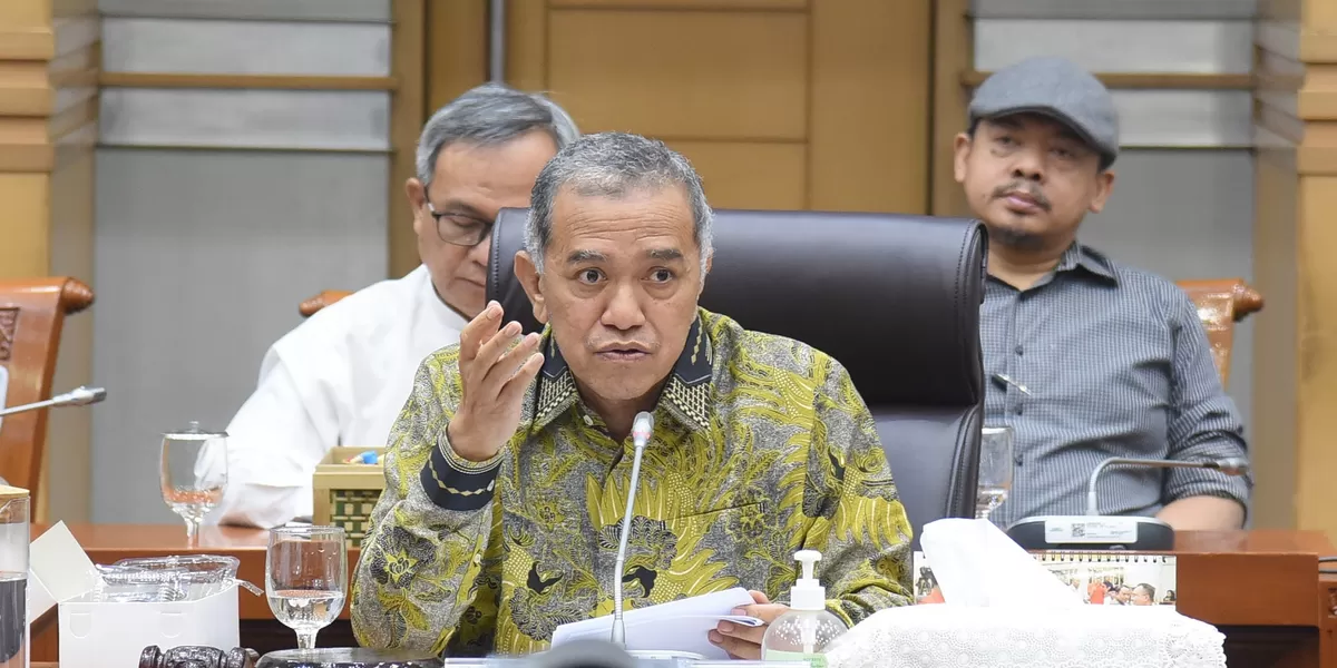 Tanah Datar Belum Pulih!Wakil Ketua Komisi VIII DPR RI Singgih Januratmoko Desak BNPB dan Kementerian PUPR Kebut Perbaikan Jembatan Putus