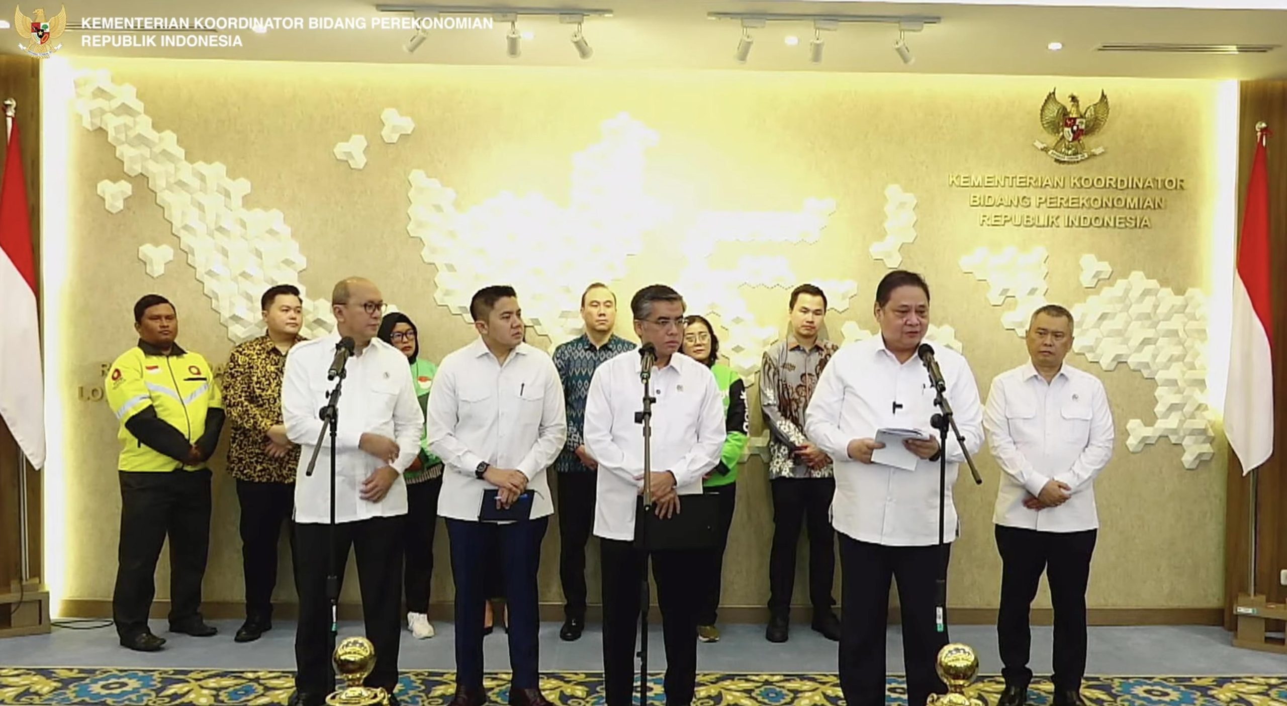 Dorong Konsumsi Rp124 Triliun, Menko Airlangga Pastikan THR Lebaran 2026 Cair Lebih Awal