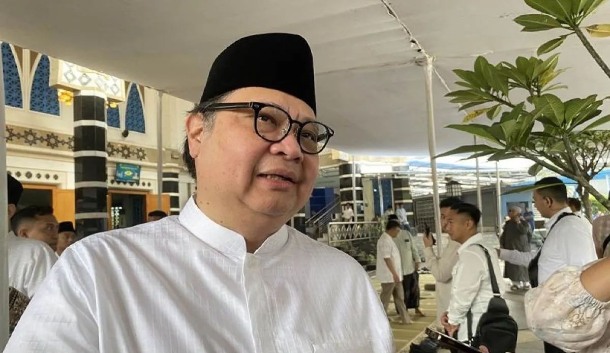 Menko Perekonomian Airlangga Hartarto Pastikan WFH 1 Hari Sepekan Berlaku Pasca-Lebaran 2026 Menko Perekonomian Airlangga Hartarto Pastikan WFH 1 Hari Sepekan Berlaku Pasca-Lebaran 2026