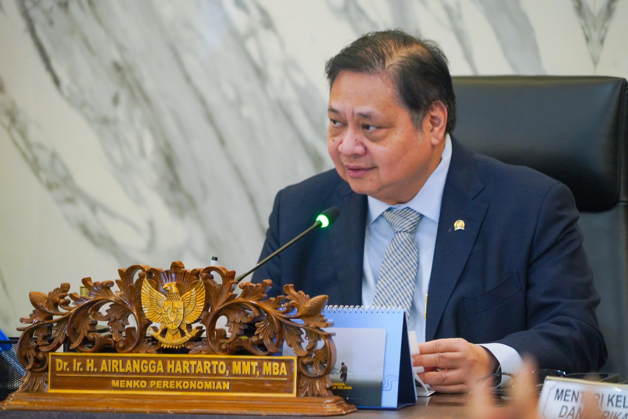 Menko Airlangga Ungkap Strategi Pariwisata Indonesia Jadi Motor Ekonomi di Tengah Konflik Global.