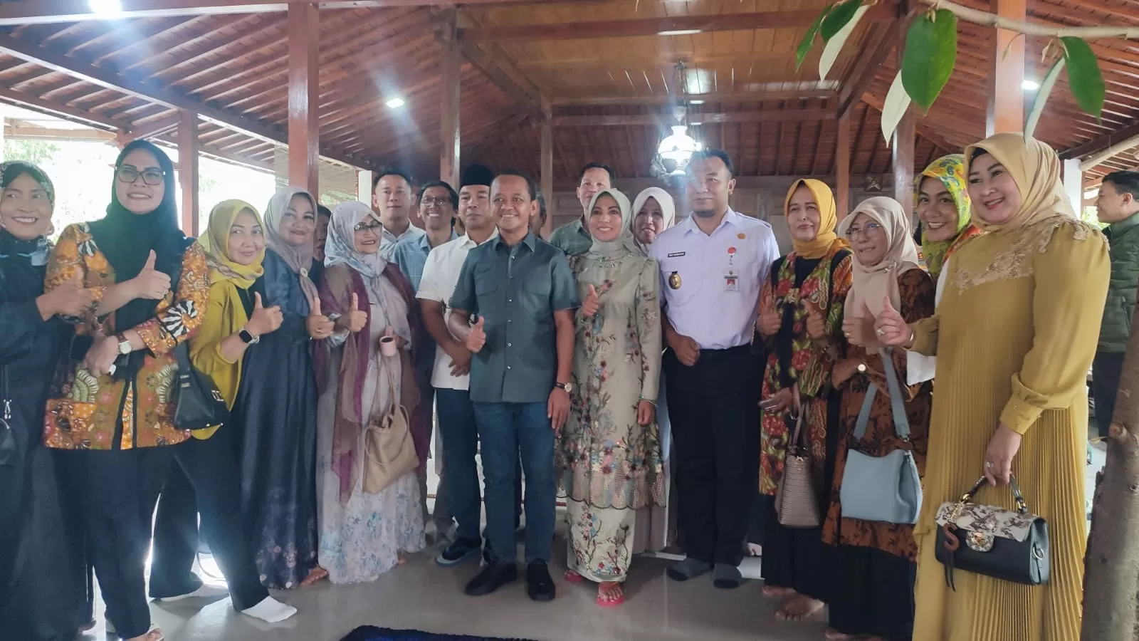 Mudik Rasa Konsolidasi: Menteri ESDM Bahlil Lahadalia, Wihaji, dan Tokoh Golkar Berkumpul di Sragen.