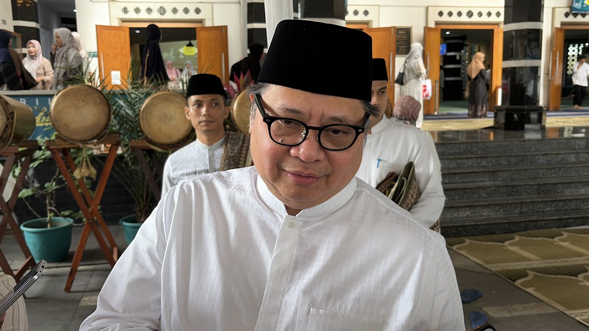 Menko Perekonomian Airlangga Hartarto Yakin Mobilitas Lebaran dan Bansos Dongkrak Ekonomi Indonesia 5,5 Persen.