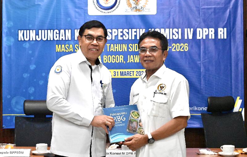 Wakil Ketua Komisi IV DPR RI Panggah Susanto Dorong Budidaya Ikan Air Tawar untuk Ketahanan Pangan Wakil Ketua Komisi IV DPR RI Panggah Susanto Dorong Budidaya Ikan Air Tawar untuk Ketahanan Pangan