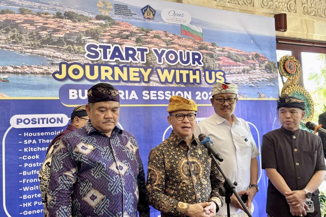 Menteri P2MI Mukhtarudin Buka Peluang PMI ke Eropa, Turki hingga Jerman Jadi Target Baru Menteri P2MI Mukhtarudin Buka Peluang PMI ke Eropa, Turki hingga Jerman Jadi Target Baru