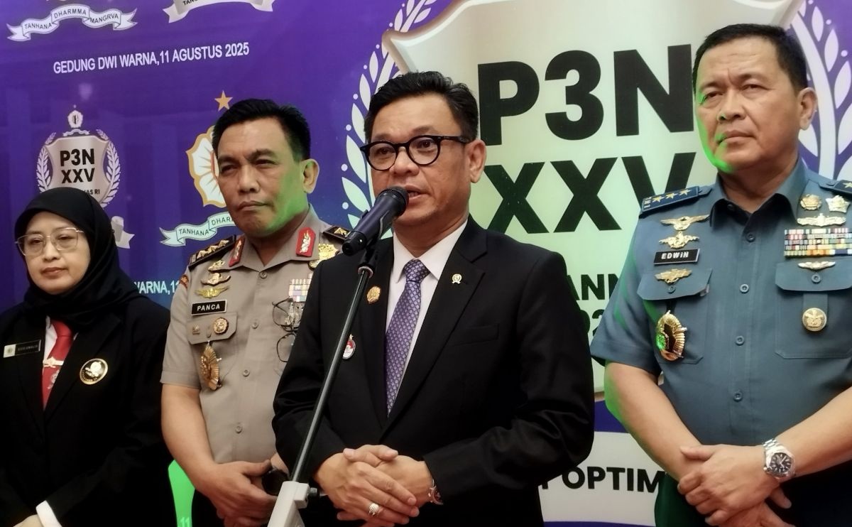 Gubernur Lemhannas Tubagus Ace Hasan Sadzily Dukung Penarikan Pasukan TNI dari Lebanon Gubernur Lemhannas Tubagus Ace Hasan Sadzily Dukung Penarikan Pasukan TNI dari Lebanon