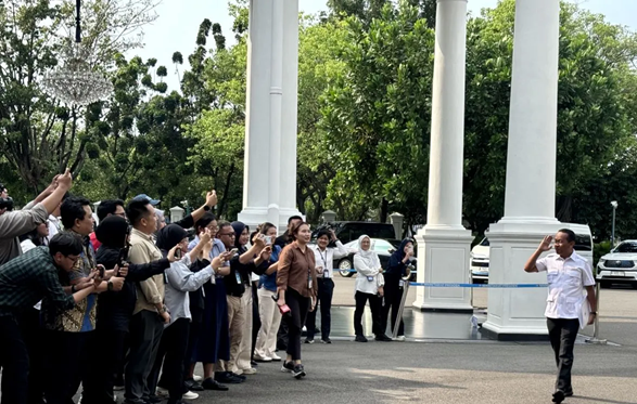 Prabowo Murka! Perintahkan Menteri ESDM Bahlil Lahadalia Cabut Tambang Ilegal di Hutan