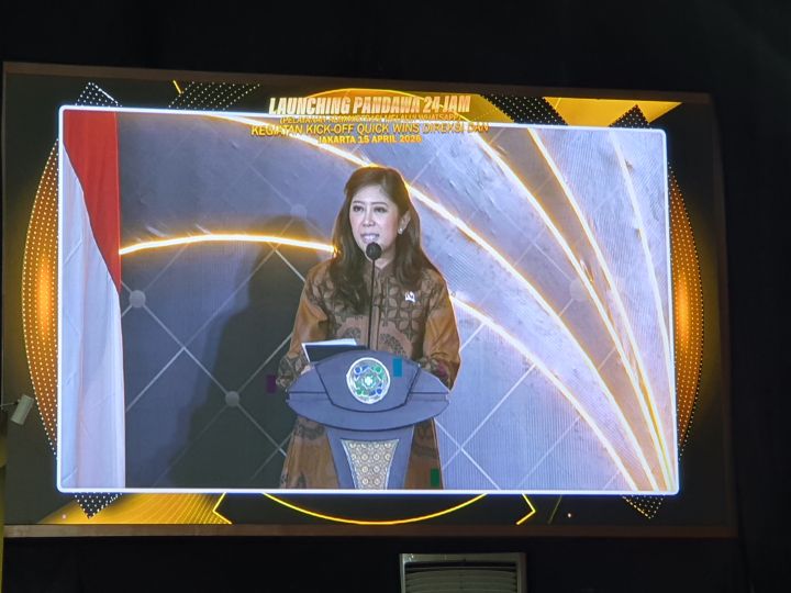 Layanan Publik Berubah, Menkomdigi Meutya Hafid Dorong Digitalisasi Berbasis Chat