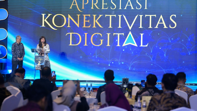 Tak Cukup Infrastruktur, Menkomdigi Meutya Hafid Dorong Pemanfaatan Digital di Layanan Publik