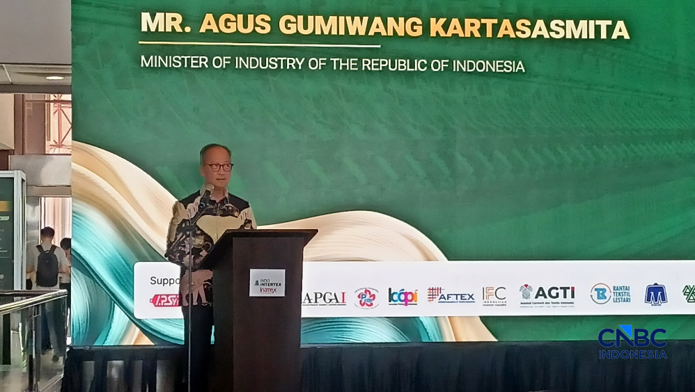 Pasokan Nafta Ketat, Menperin Agus Gumiwang Ajak Industri Cari Alternatif Pasokan Nafta Ketat, Menperin Agus Gumiwang Ajak Industri Cari Alternatif
