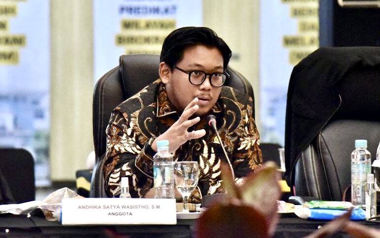 Temuan 100 Link Bajakan Sehari, Andhika Satya Wasistho Desak RUU Desain Industri Segera Disahkan!