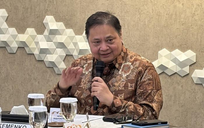 Gresik Jadi Hub Kimia Dunia, Airlangga Hartarto Bawa Proyek Raksasa PT GEABH Masuk KEK!