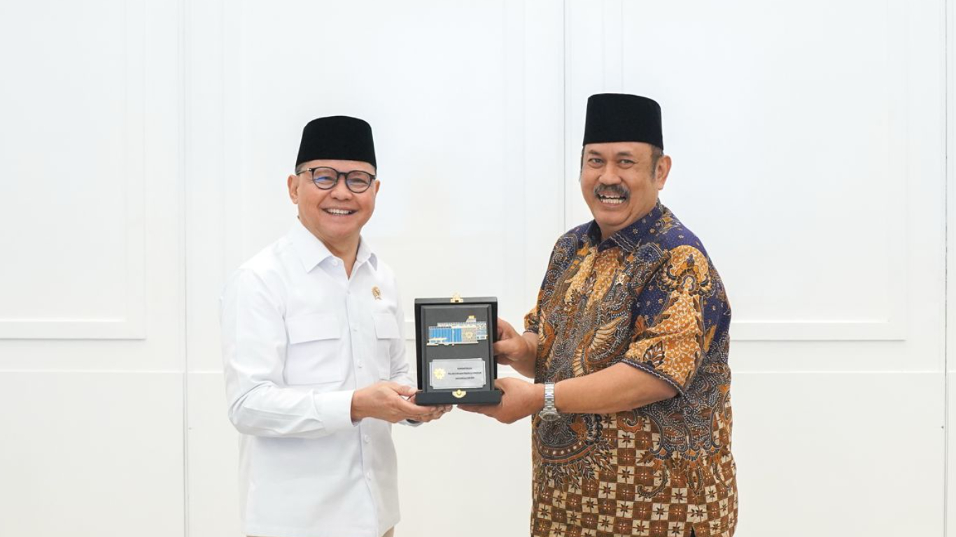Dapat Dukungan Penuh Bappenas, Menteri Mukhtarudin Kebut Program ‘SMK Global’ untuk Cetak 80.000 Pekerja Terampil! Dapat Dukungan Penuh Bappenas, Menteri Mukhtarudin Kebut Program ‘SMK Global’ untuk Cetak 80.000 Pekerja Terampil!