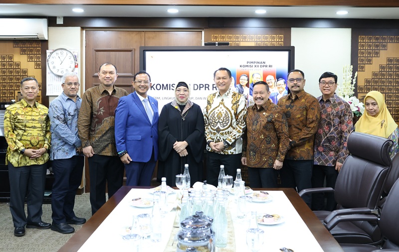 Pimpin Rapat Komisi XII DPR, Bambang Patijaya Kebut Investasi Migas Kuwait di Tengah Gejolak Selat Hormuz