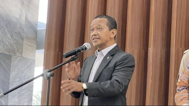 Rapat Bareng DPR dan Danantara, Menteri ESDM Bahlil Lahadalia Pastikan Aturan Minerba Tak Berubah Rapat Bareng DPR dan Danantara, Menteri ESDM Bahlil Lahadalia Pastikan Aturan Minerba Tak Berubah
