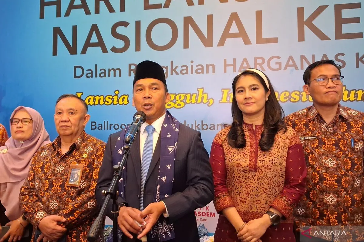 Penduduk Menua Hampir 12 Persen, Mendukbangga Wihaji Siapkan Sekolah Lansia Anti-Kesepian!