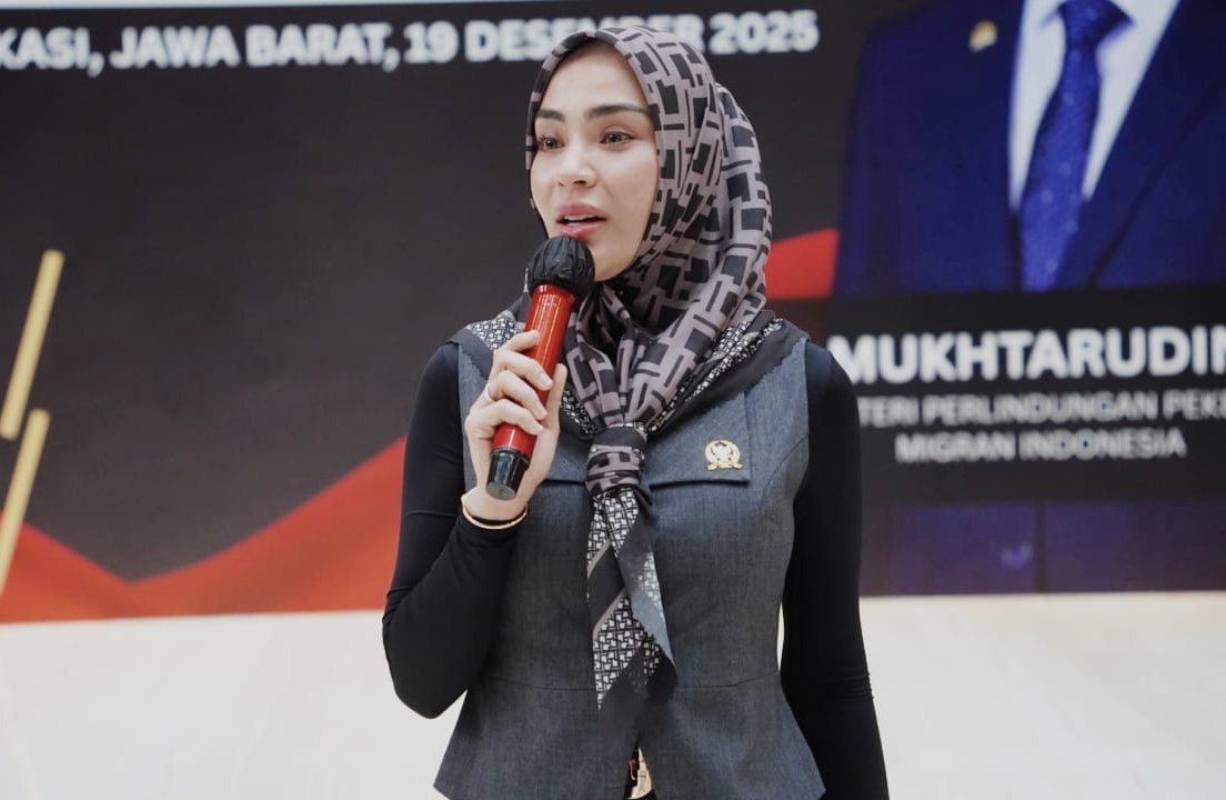 Anggota Komisi IX DPR Ranny Fahd Arafiq Desak BPOM Dukung Penuh Substitusi Impor Bahan Baku Obat Anggota Komisi IX DPR Ranny Fahd Arafiq Desak BPOM Dukung Penuh Substitusi Impor Bahan Baku Obat