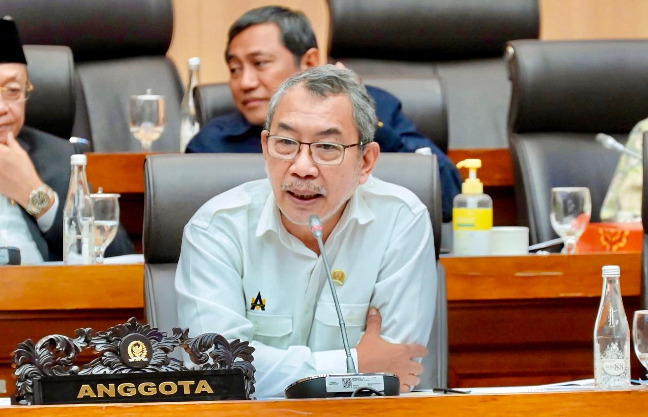 Alfons Manibui Dorong Optimalisasi Program Listrik Desa dan BPBL untuk Wujudkan Keadilan Energi Alfons Manibui Dorong Optimalisasi Program Listrik Desa dan BPBL untuk Wujudkan Keadilan Energi