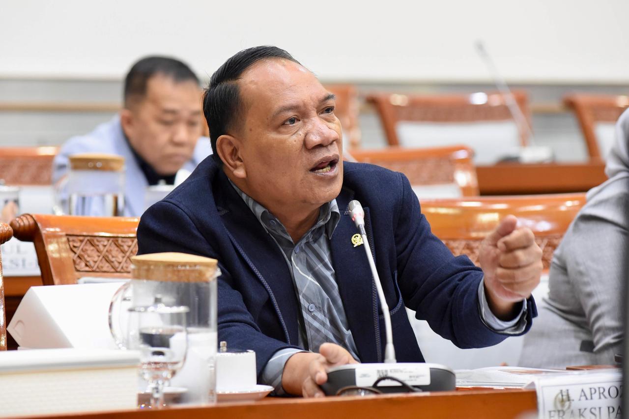 Anggota Komisi VIII DPR Aprozi Alam Desak Verifikasi Ulang Seluruh Travel Umrah Usai Kasus Penipuan Rp12 Miliar