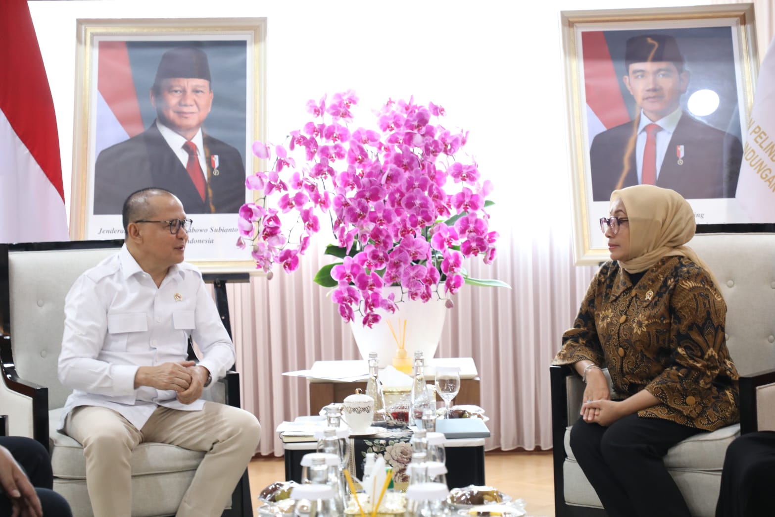 Menteri P2MI Mukhtarudin dan KemenPPPA Bersinergi Lindungi Perempuan dan Anak Pekerja Migran